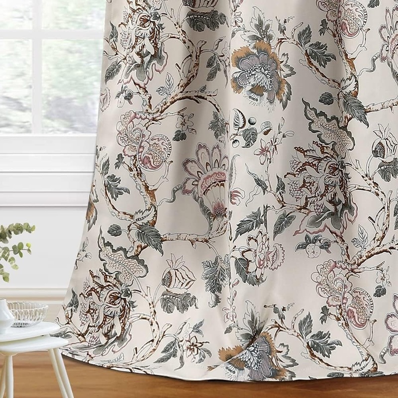 Blackout Curtains 2 Panels Set Thermal Insulated Grommet Window Curtains