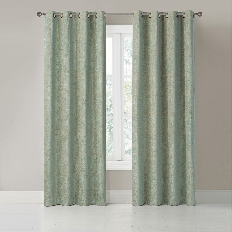 Ryan Light Blocking Panel in Green