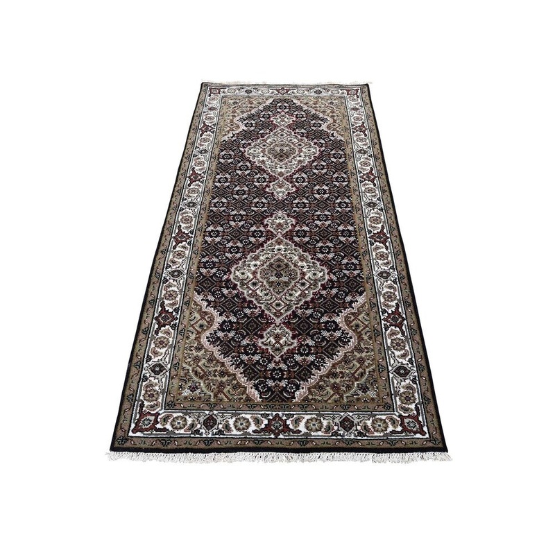 Shahbanu Rugs Black Tabriz Mahi Wool and Silk Hand-Knotted Oriental Runner Rug (2'7" x 6'1") - 2'7" x 6'1"