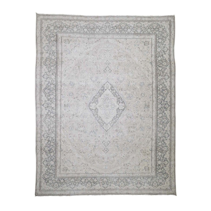 Shahbanu Rugs Hand-Knotted White Wash Vintage Kerman Worn Pile Oriental Rug (9'7" x 12'2") - 9'7" x 12'2"