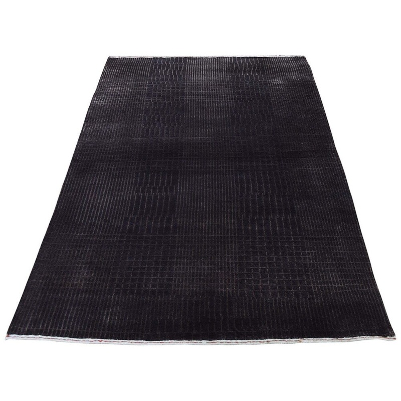 Shahbanu Rugs Hand-Knotted Wool and Silk Tone-on-Tone Nepali Oriental Rug (3'10" x 5'10") - 3'10" x 5'10"
