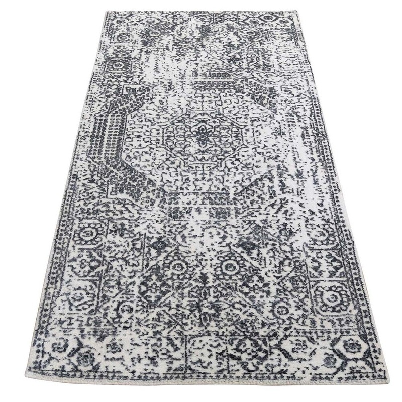 Shahbanu Rugs Ivory Hand-Loomed with Mamluk Design Runner Oriental Rug (2'5" x 5'10") - 2'5" x 5'10"