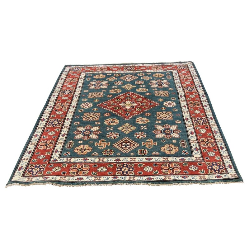 Shahbanu Rugs Pure Wool Hand-Knotted Dark Green Special Kazak Oriental Rug (4'1" x 6'0") - 4'1" x 6'0"