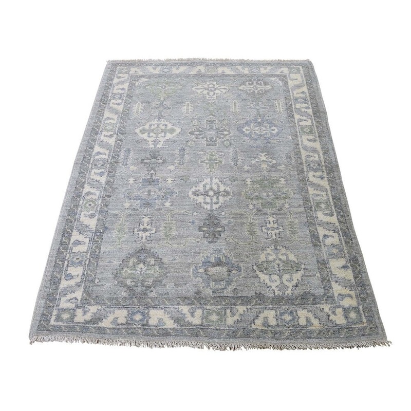 Shahbanu Rugs Pure Wool Hand-Knotted Peshawar With Karajeh Design Oriental Rug (3'2" x 4'10") - 3'2" x 4'10"