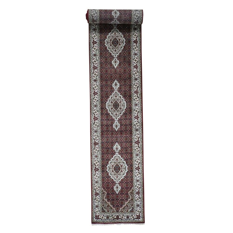 Shahbanu Rugs 250 Kpsi Tabriz Mahi Wool and Silk Hand Knotted XL Runner Rug (2'7" x 17'10") - 2'7" x 17'10"