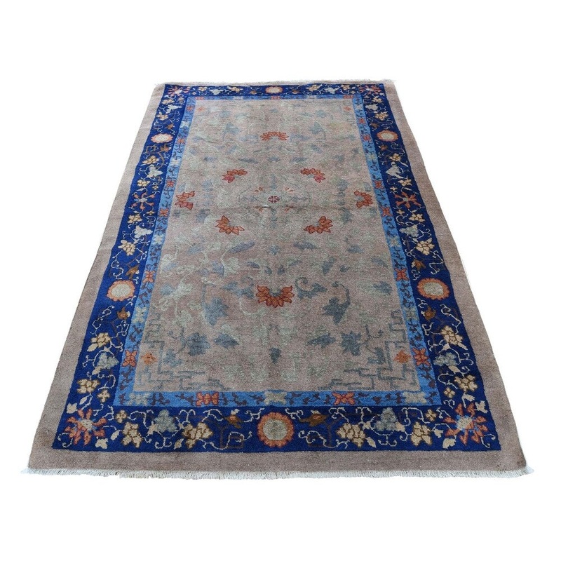 Shahbanu Rugs Antique Chinese Pecking Excellent Condition Hand-Knotted Oriental Rug (4'1" x 6'8") - 4'1" x 6'8"