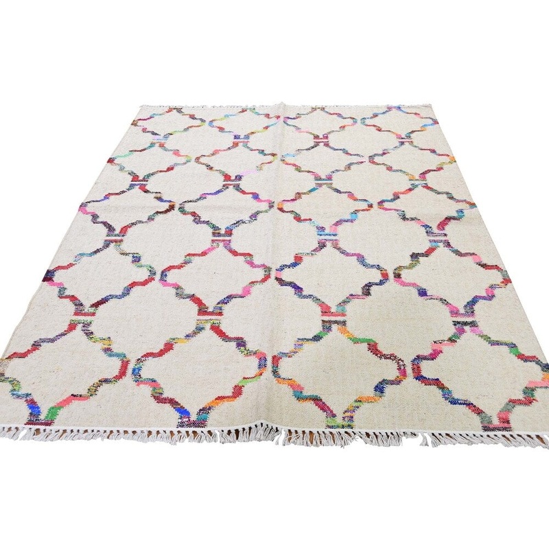 Shahbanu Rugs Durie Kilim Cotton And Sari Silk Hand Woven Flat Weave Oriental Rug (5'2" x 7'1") - 5'2" x 7'1"