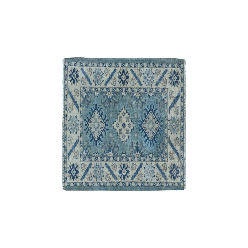 Shahbanu Rugs Hand-Knotted Pure Wool Vintage Look Kazak Oriental Rug (2'1" x 2'9") - 2'1" x 2'9"