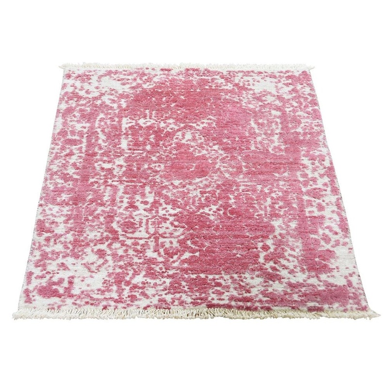 Shahbanu Rugs Pink Broken Persian Design Wool and Silk Hand-Knotted Oriental Rug (2'1" x 3'0") - 2'1" x 3'0"