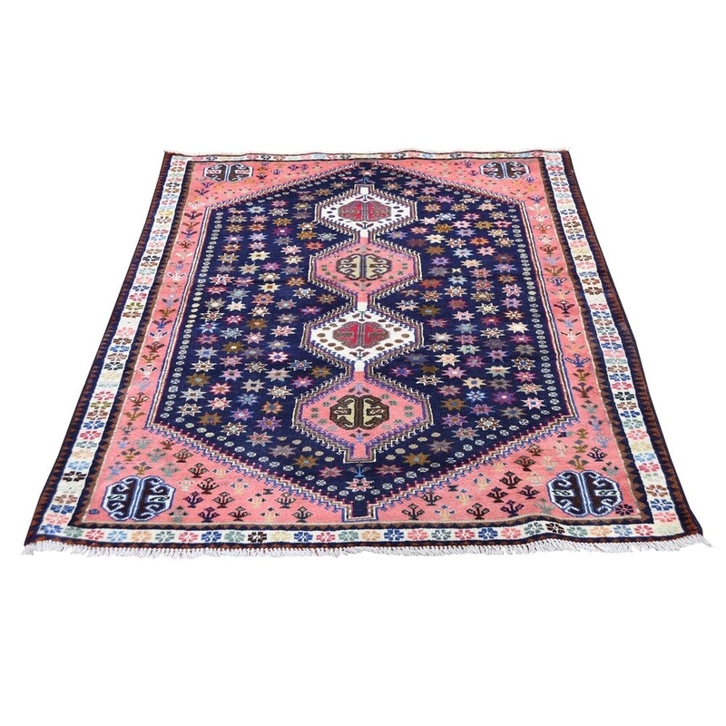 Shahbanu Rugs Pink Vintage Bohemian Persian Shiraz pure Wool Hand-Knotted Rug (3'3" x 4'10") - 3'3" x 4'10"