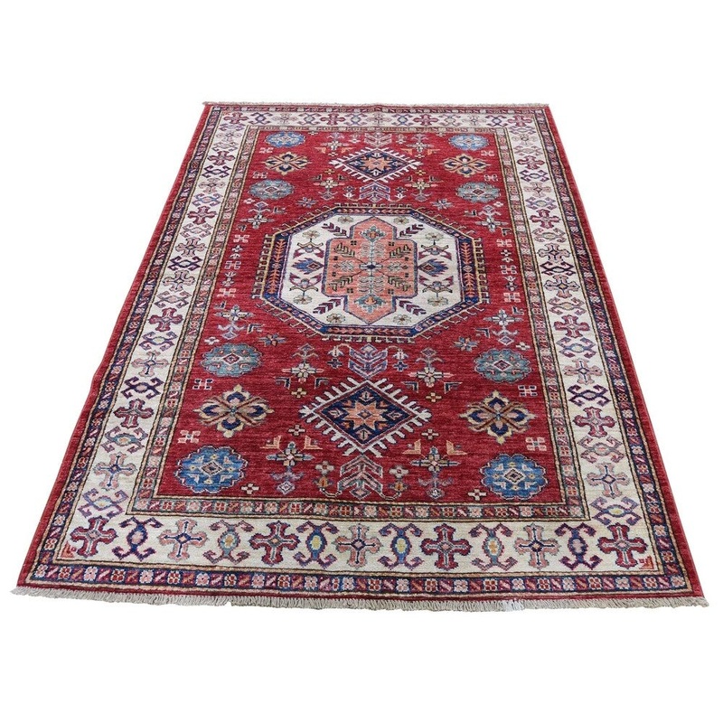 Shahbanu Rugs Super Kazak Pure Wool Geometric Design Hand-Knotted Oriental Rug (4'1" x 6'0") - 4'1" x 6'0"