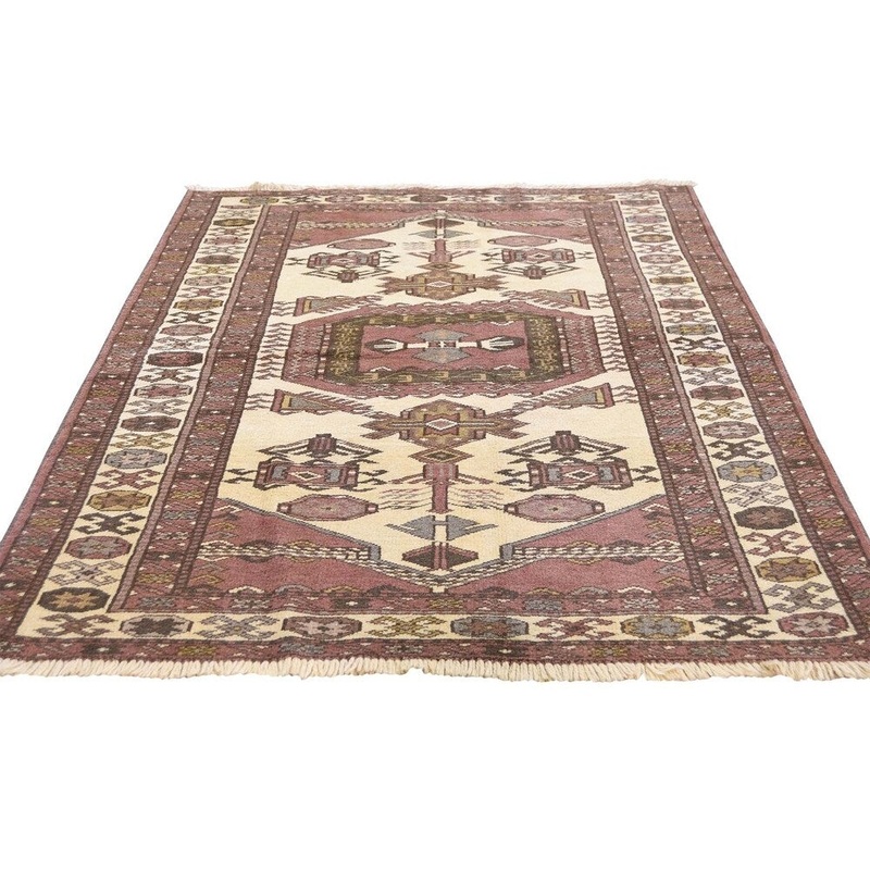 Shahbanu Rugs Vintage Bohemian Turkish Milas Pure Wool Hand-knotted Rug (4'0" x 5'6") - 4'0" x 5'6"