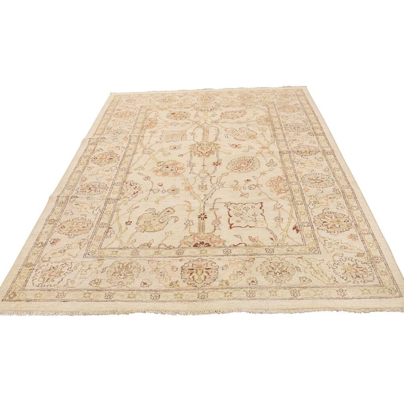 Shahbanu Rugs Beige Peshawar Hand-Knotted 100 Percent Wool Oriental Rug (5'0" x 7'0") - 5'0" x 7'0"