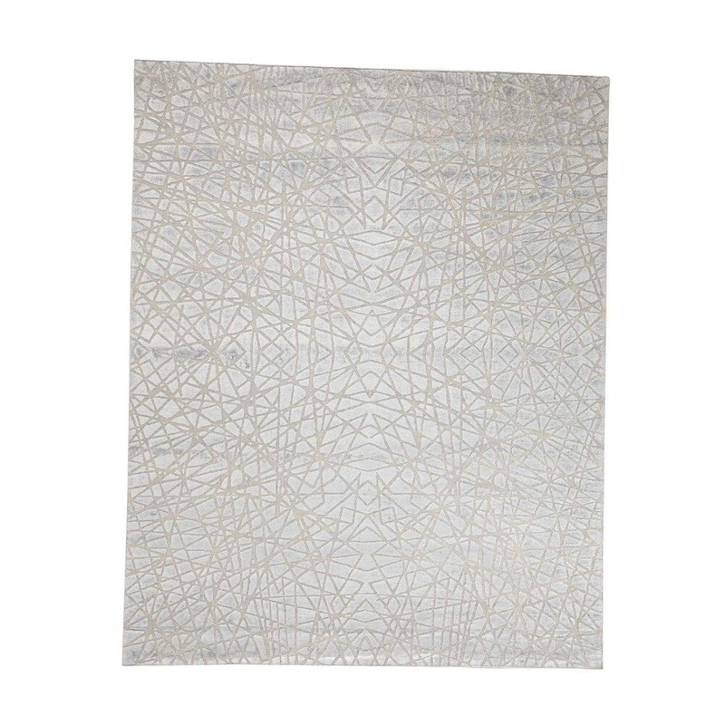 Shahbanu Rugs Flat Pile with Raised Silk Hand Knotted Tone on Tone Oriental Rug (8'1" x 10'0") - 8'1" x 10'0"