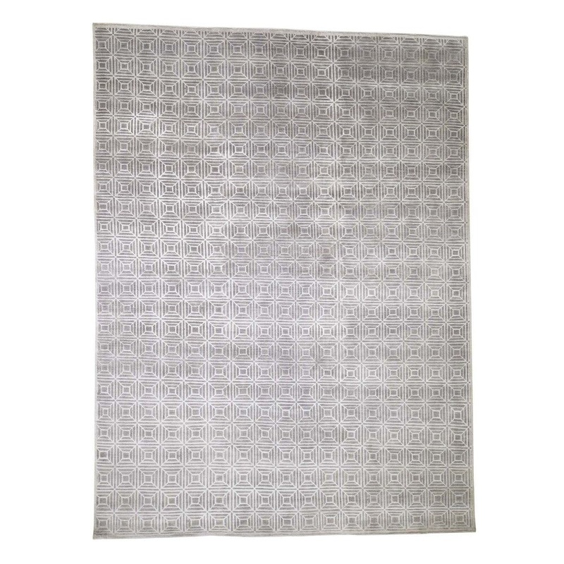 Shahbanu Rugs Grey Geometric Tone On Tone Silken Hand-Knotted Oriental Rug (8'10" x 12'0") - 8'10" x 12'0"