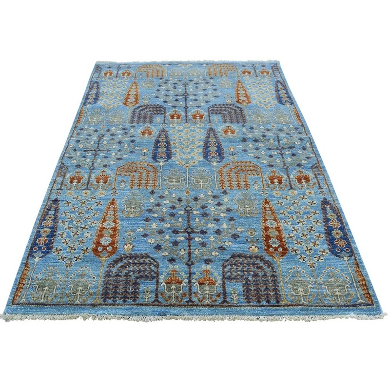 Shahbanu Rugs Peshawar Willow And Cypress Tree Design Hand-Knotted Oriental Rug (4'0" x 6'1") - 4'0" x 6'1"