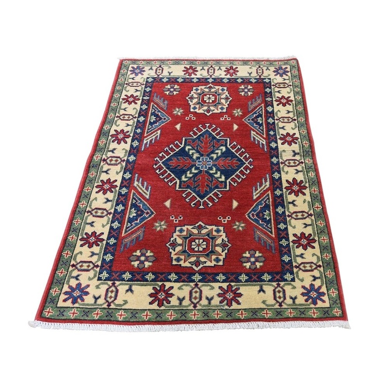 Shahbanu Rugs Special Kazak Pure Wool Hand-Knotted Geometric Design Oriental Rug (2'7" x 4'3") - 2'7" x 4'3"