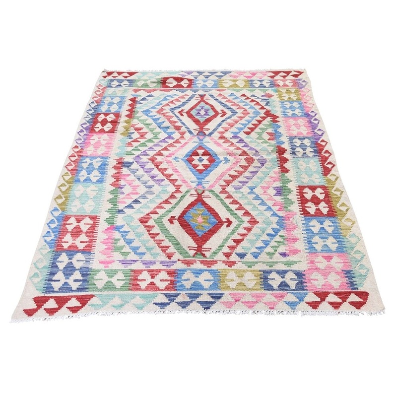 Shahbanu Rugs Afghan Kilim Vegetable Dyes Flat Weave Hand-Woven Pure Wool Rug (4'1" x 5'10") - 4'1" x 5'10"